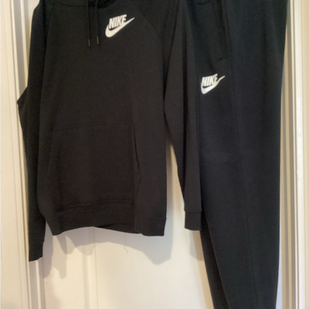 Nike Black Tracksuit with Logo for Women's